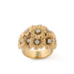 bombe ring set with gold and diamond daisies